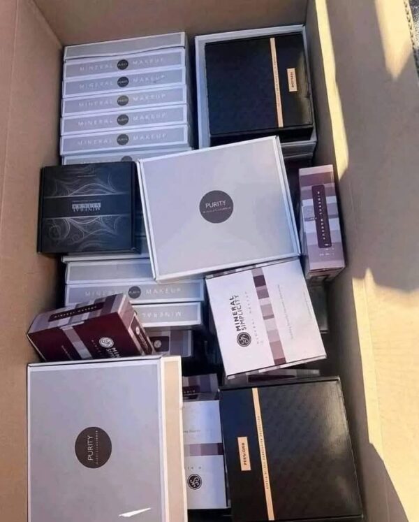 Makeup and cosmetics - Image 4