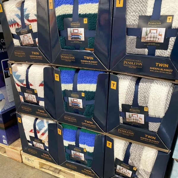 Bedding items pallet - Image 5
