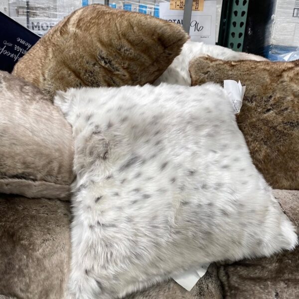 Bedding items pallet - Image 13