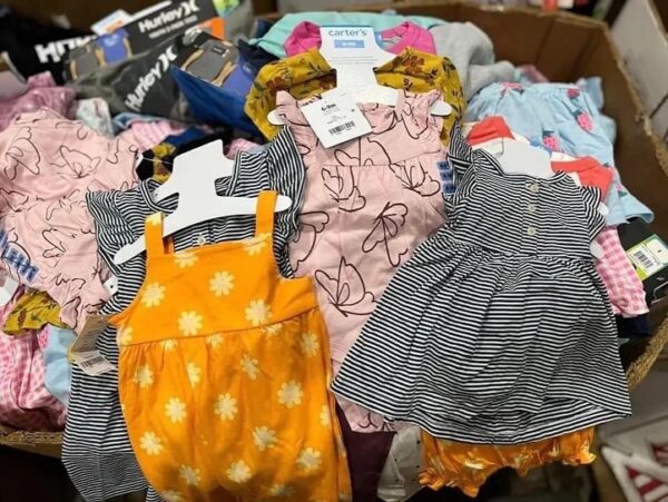 Kids clothing pallet - Image 5