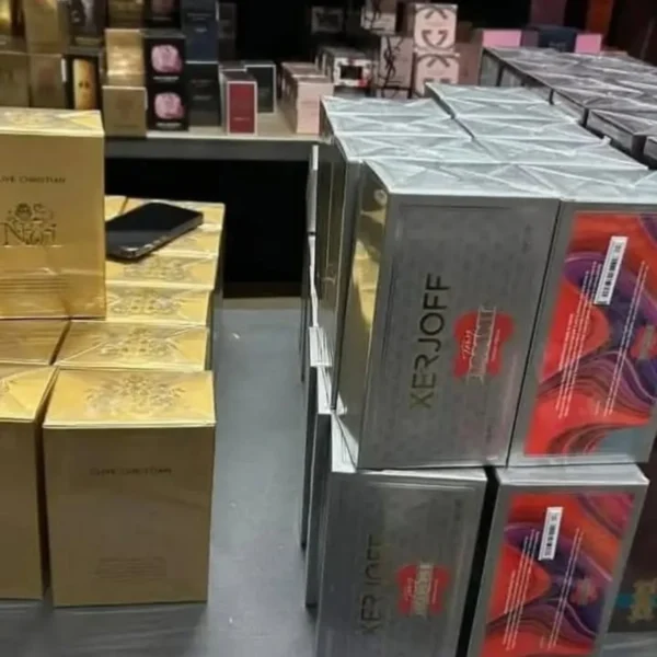 Perfume pallet