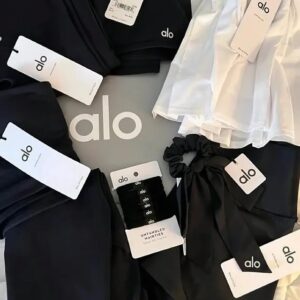Alo yoga pallet